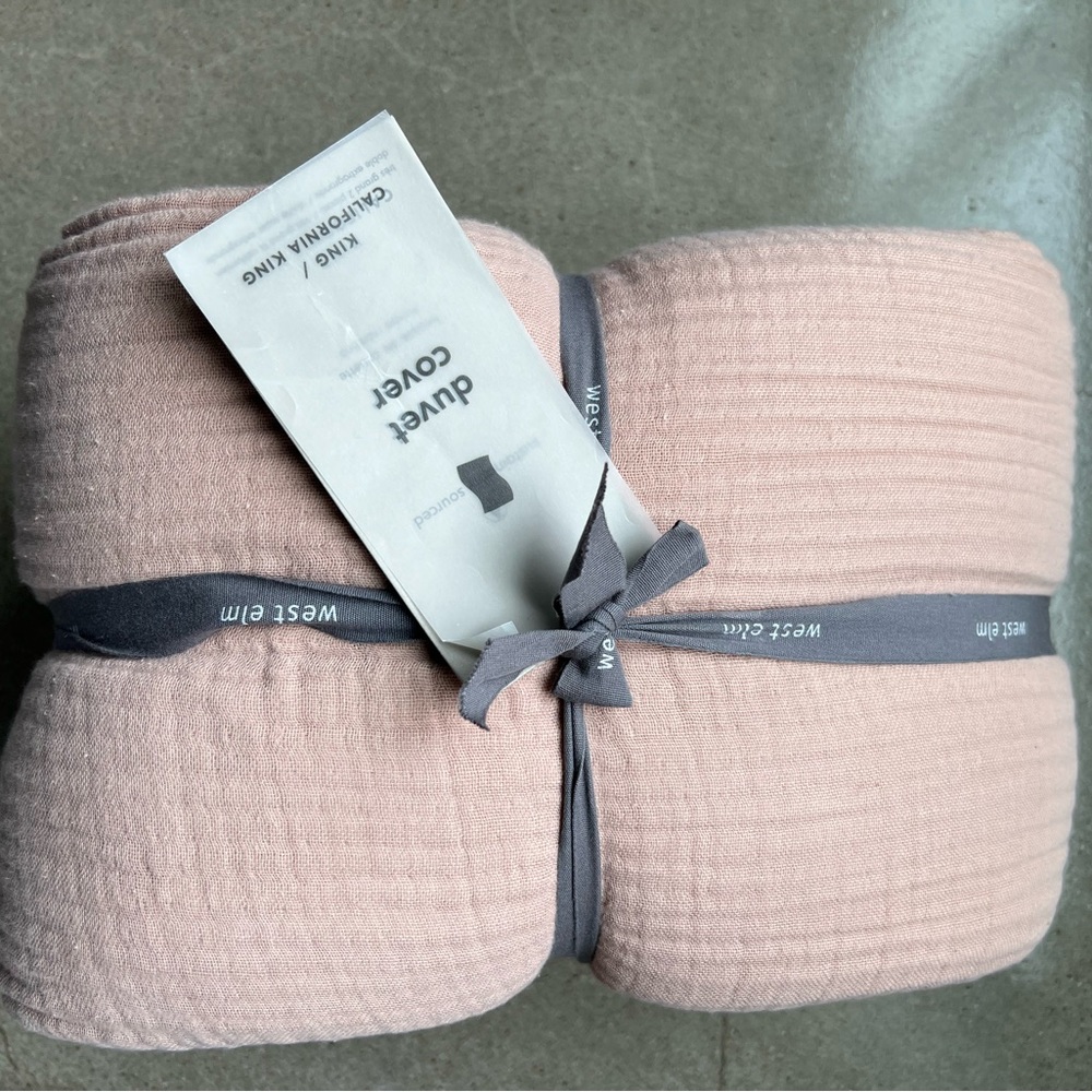 West Elm Duvet cover king size
